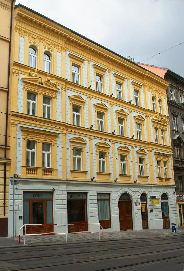 Hotel Patio Prag Exteriör bild